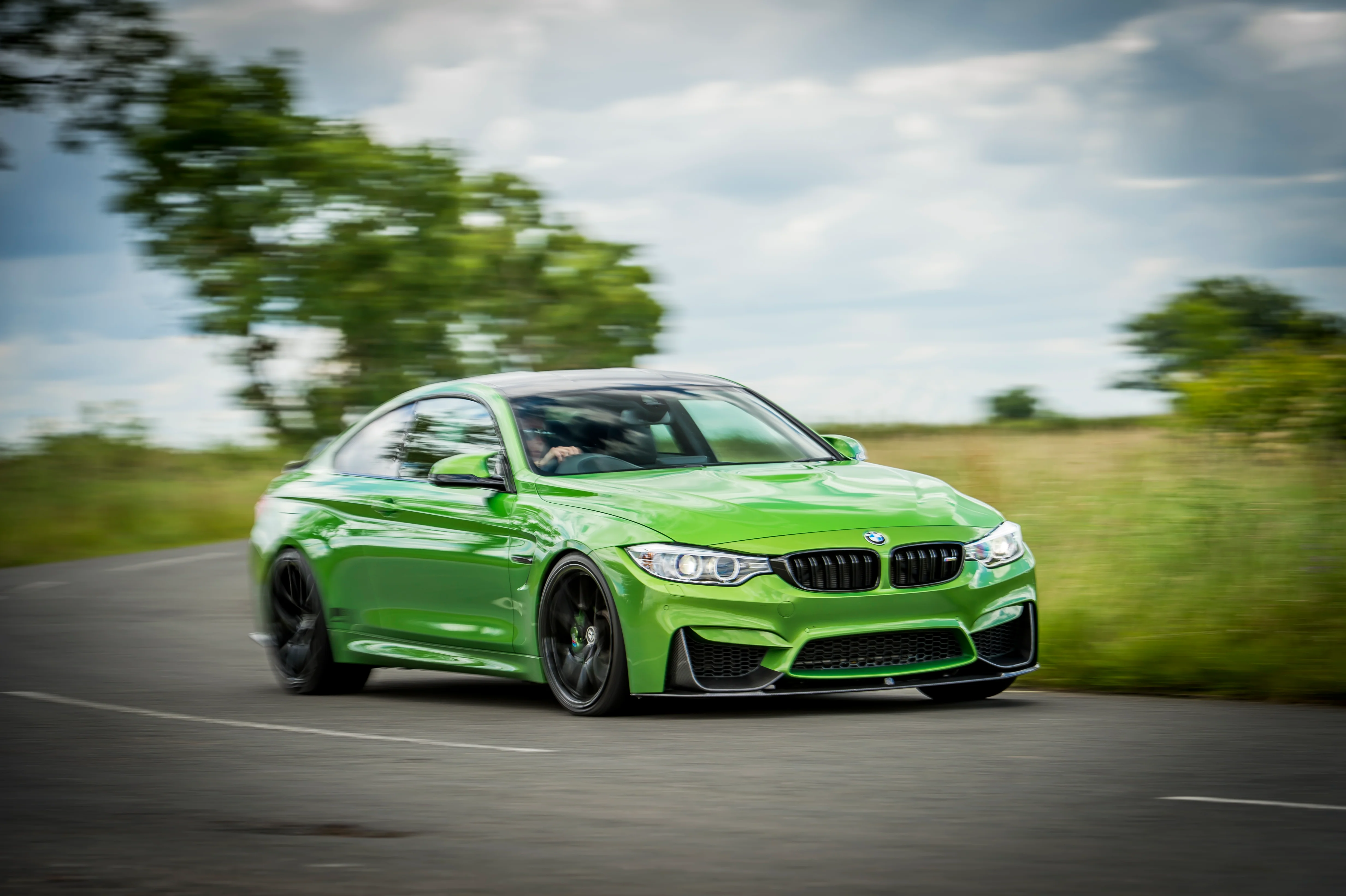 BMW M4 (F32/F82) Springs & Black Spacers Package Incl. Bolts - Image 2
